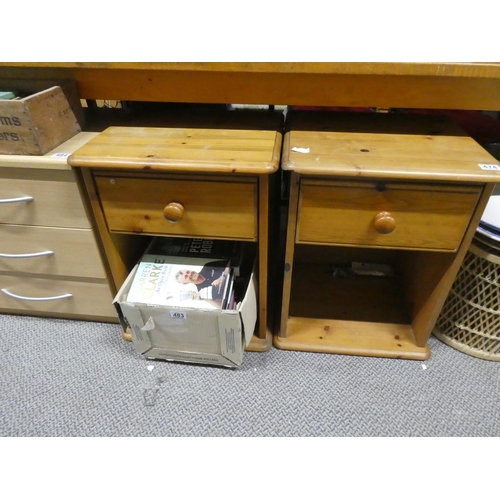 474 - A pair of pine bedside cabinets, each measuring 45x57x40cm.