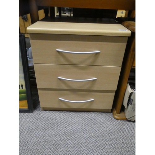 484 - A modern three drawer chest, measuring 48x55x43cm.