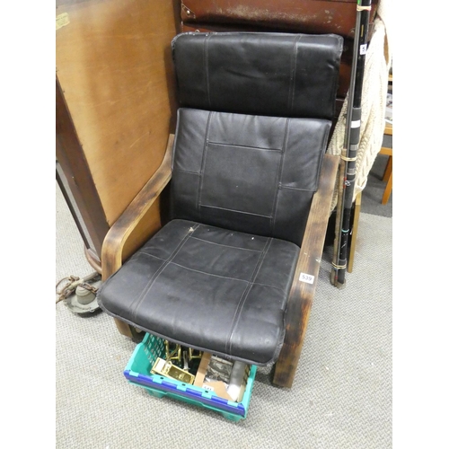 539 - A vintage style lounge chair.