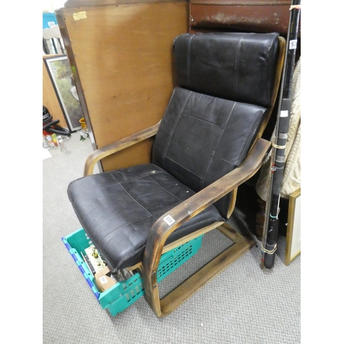 539 - A vintage style lounge chair.