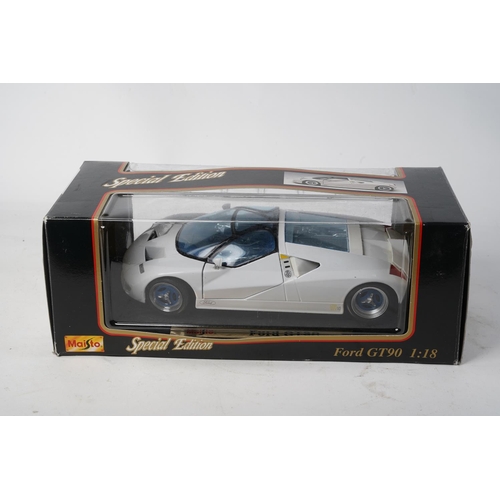 724 - A boxed Maisto Special Edition Ford GT90 collectors car, scale 1:18.