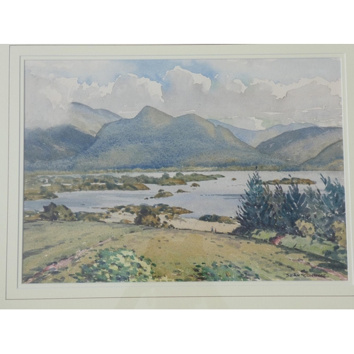 900 - A stunning gilt framed watercolour by Irish artist Sean O'Connor, measuring 75x60cm.