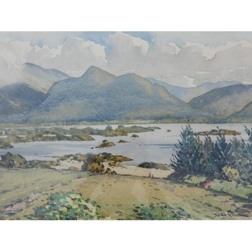 900 - A stunning gilt framed watercolour by Irish artist Sean O'Connor, measuring 75x60cm.