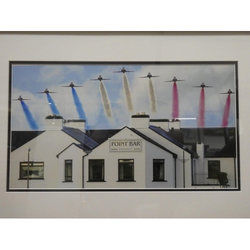 976 - A framed picture of 'The Red Arrows over The Point Bar', measuring 68x48cm.