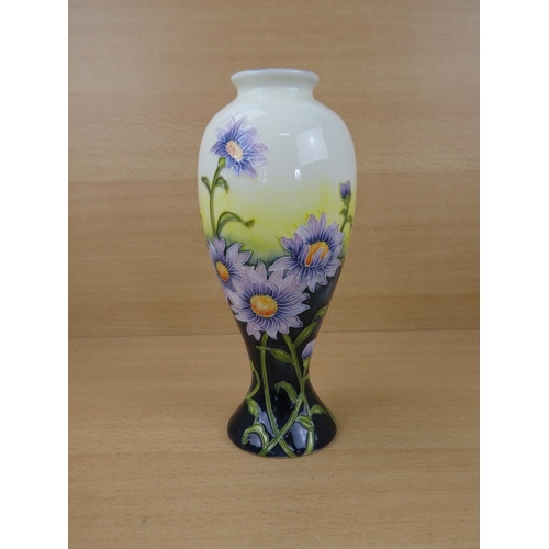 18 - A stunning hand painted Old Tupton Ware tubelined 'Lilac Daisy' Moorcroft style vase,  28cm tall.