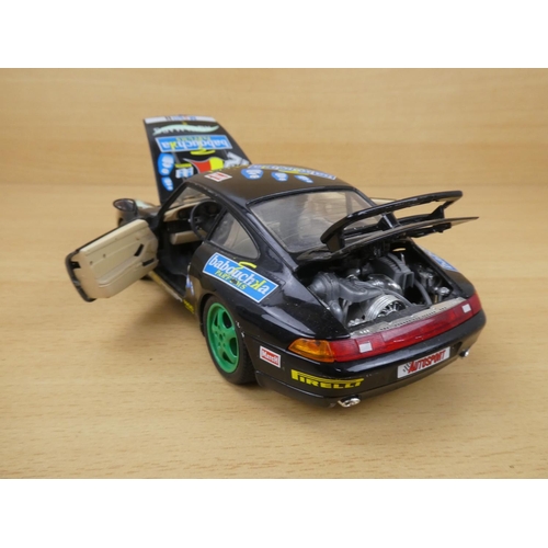 20 - A Burago diecast model Porsche 911, scale 1:18.