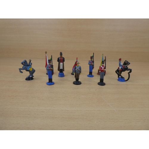 70 - A lot of hand painted diecast military  figures.