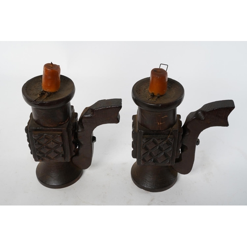 113 - A pair of vintage candleholders.