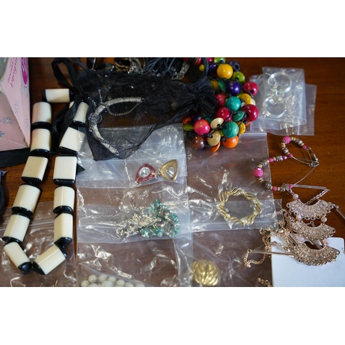 497 - A large lot of assorted costume jewellery.