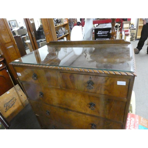 507 - A vintage chest of six drawers 'Gillespie & Woodside Ltd' House Furnishings, Belfast, measuring 85x1... 