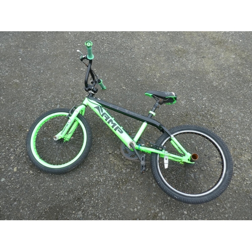 565 - An Amp Unleaded BMX bike.