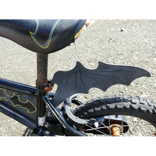 575 - A Batman children's bike.