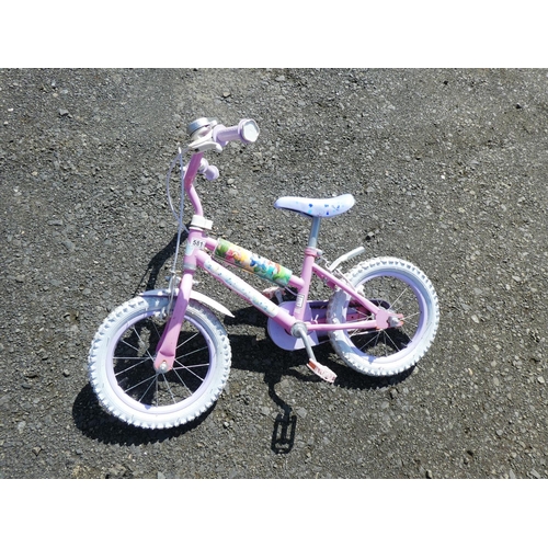 581 - A Disney themed children's bike.