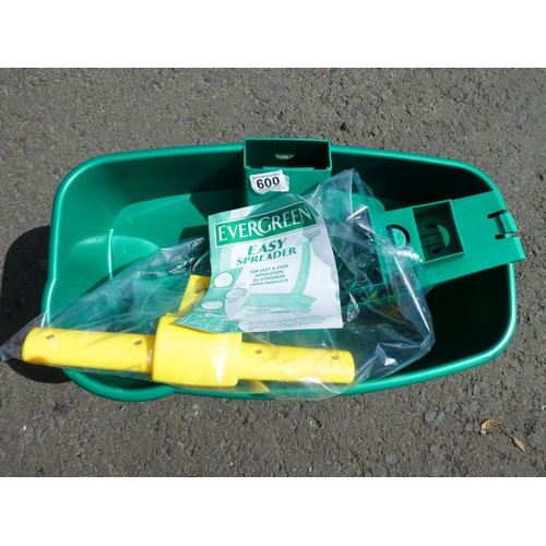 600 - An EasyGreen spreader.