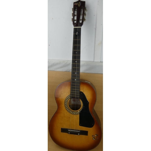 7 - A vintage Palma Acoustic Guitar, model 400F.