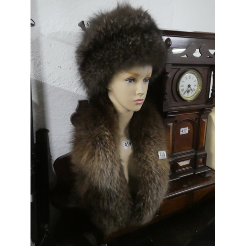 418 - A vintage fur hat and stole.