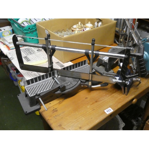 486 - A GS table top mitre saw.