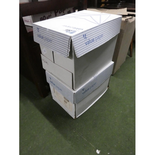 492 - Two boxes of 'The Searcher' metal detecting magazines.