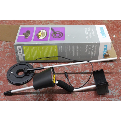 3 - A boxed Maplin Professional metal detector.