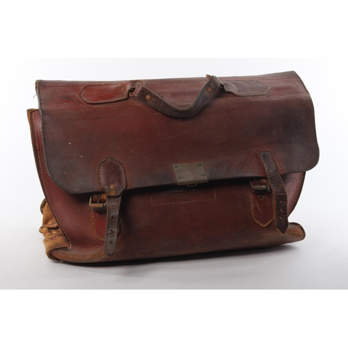 94 - A vintage leather doctors bag.