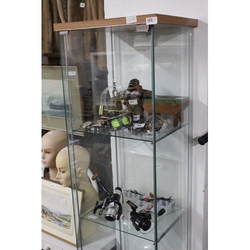 152 - A glass display cabinet.