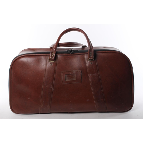 174 - A vintage leather doctors bag.