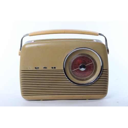 272 - A vintage Bush radio.