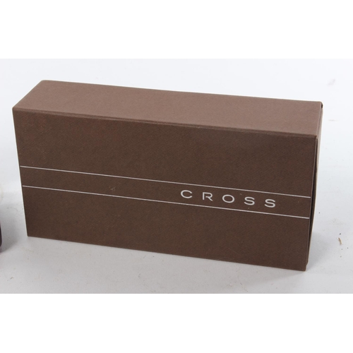 290 - A boxed Cross pen set.