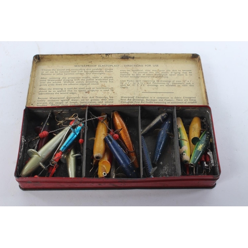 357 - A collection of vintage fishing lures.