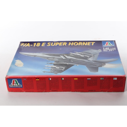 415 - A boxed Italeri F/A-18 E Super Hornet model kit.