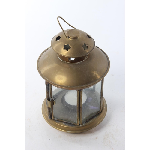 501 - A brass lantern.