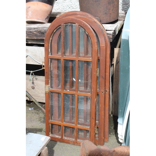 529 - 6 arch top windows.