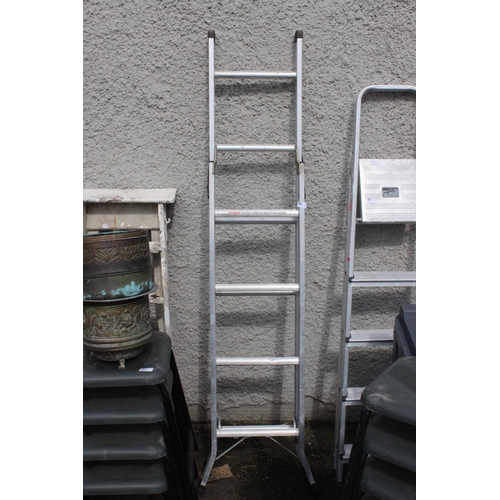 550 - A metal stepladder.