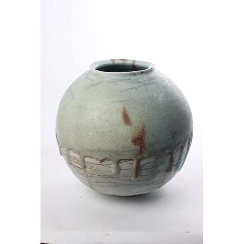 516 - A stunning large studio pottery large pot, by local ceramicist, Adam Frew, measuring 34cm tall.