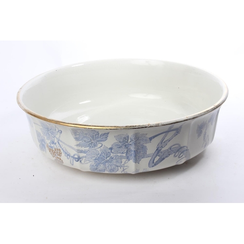 524 - A stunning Shelley wash bowl or Wash basin in blue and white foliate pattern with gilded highlights