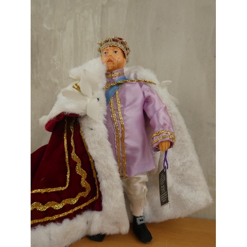 113 - A Peggy Nesbit character doll of King Henry VIII in state robes.