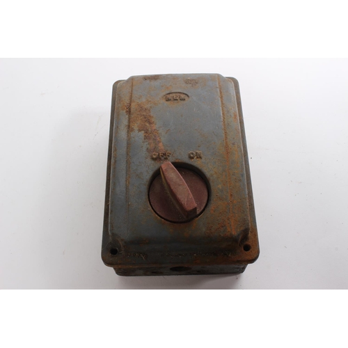 510 - A vintage MEM cast iron control box.