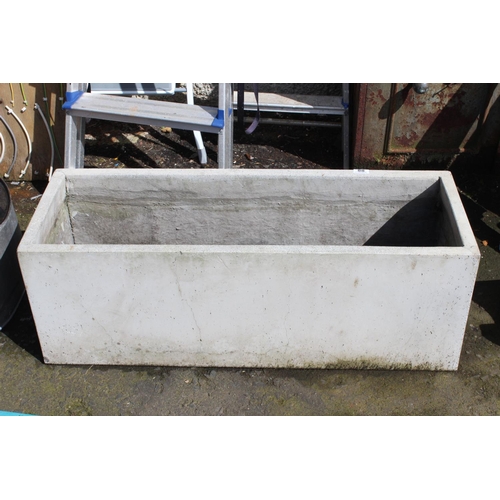 88 - A concrete rectangular planter, measuring 40