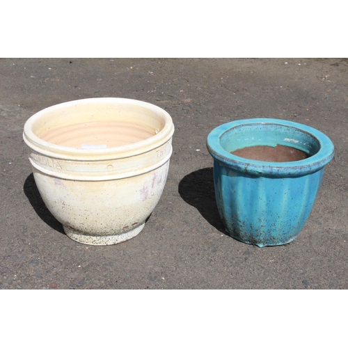 89 - Two ceramic plant pots.