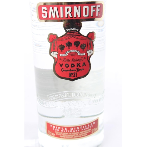 121 - A 70cl bottle of Smirnoff vodka.