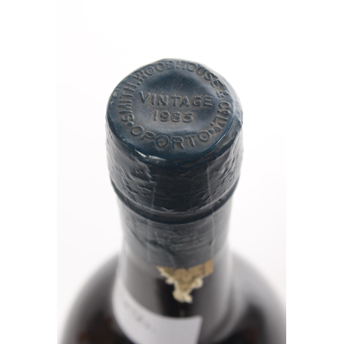 133 - A bottle of 750ml 1985 Smith Woodhouse vintage port.