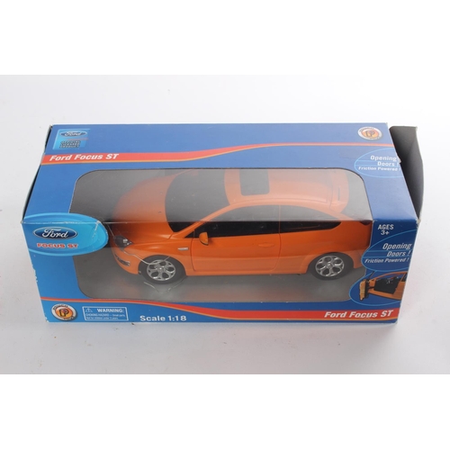 465 - A boxed Ford Focus ST, scale 1:18.