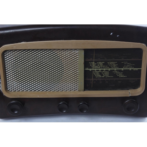 385 - A vintage Cossor Melody Maker radio (untested).