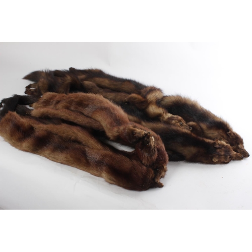 532 - A lot of vintage fur shawls and more.