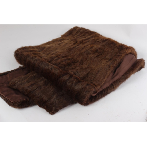 532 - A lot of vintage fur shawls and more.