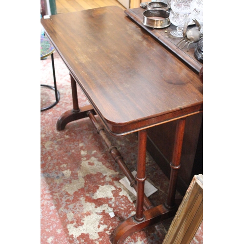 612 - A stunning antique mahogany library table, measuring 40cm x 68cm x 90cm.