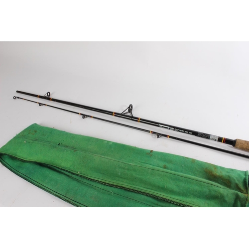 663 - A Shakespeare Ugly Stik 580260 fishing rod and bag.