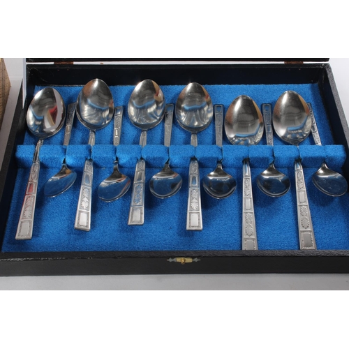 693 - Two vintage cased cutlery sets.