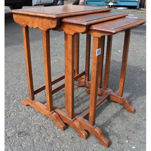 800 - A stunning oak nest of three tables.