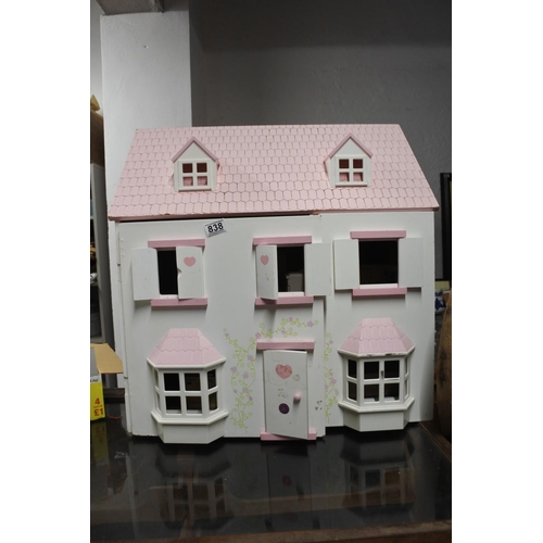 838 - A large dolls house.